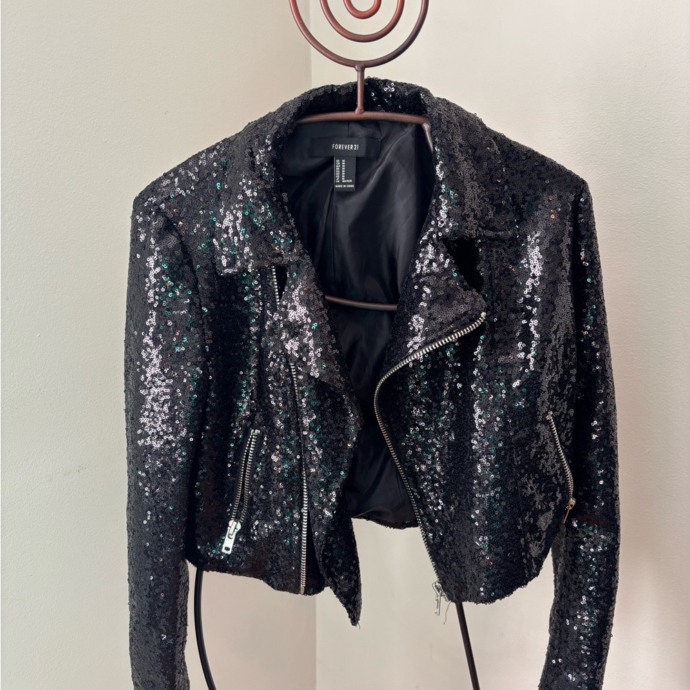 Forever 21 Cropped Sparkling Black Sequin Blazer